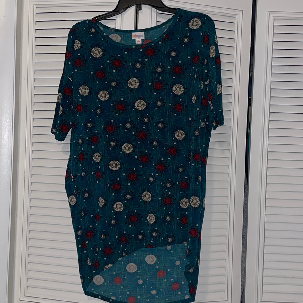 LuLaRoe XS Irma Tunic (Silky Rayon Blend)